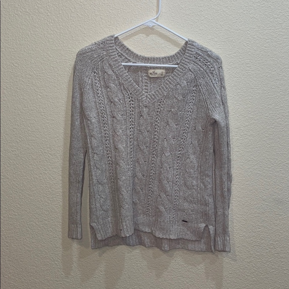 Hollister sweater